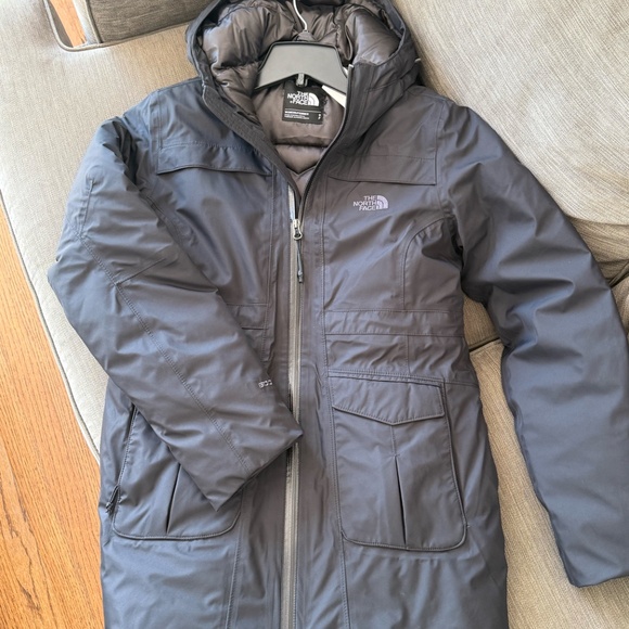 NWOT The North Face Women's Down Jacket Coat, Small, Black, HyVent 600 - Picture 1 of 10